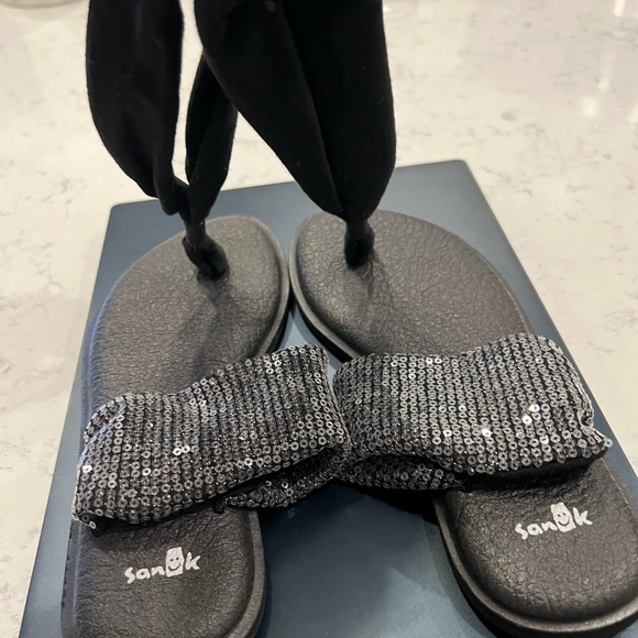 Sanuk Sling - Black Sequin Slides - Picture 6 of 10